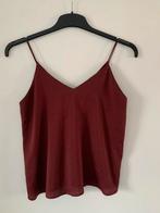 Te koop Mango suit bordeaux rode top maat S, Kleding | Dames, Tops, Maat 38/40 (M), Ophalen of Verzenden, Zo goed als nieuw, Zonder mouw