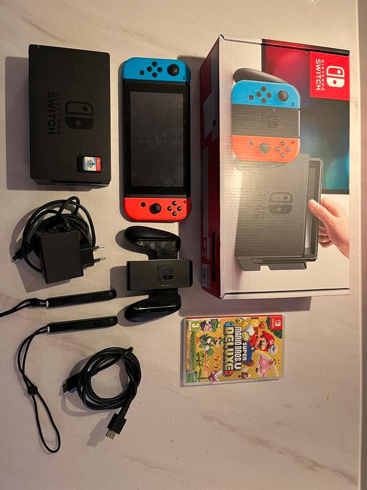 Complete Nitendo Switch met originele doos, Spelcomputers en Games, Spelcomputers | Nintendo Switch, Zo goed als nieuw, Switch Original