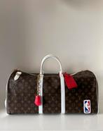 Louis vuitton X NBA keepall 55, Sieraden, Tassen en Uiterlijk, Tassen | Reistassen en Weekendtassen, 30 cm of meer, Zwart, Minder dan 35 cm