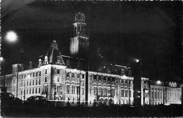 (380-859-011) Rotterdam Stadhuis beschikbaar voor biedingen