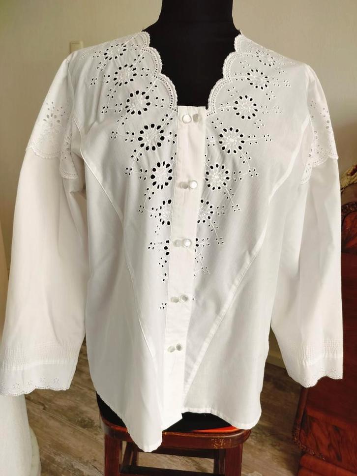 Vintage broderie blouse, Kleding | Dames, Blouses en Tunieken, Zo goed als nieuw, Wit, Ophalen of Verzenden