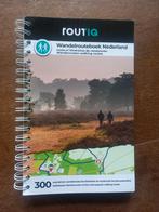 Wandelrouteboek Routiq Nederland, Overige merken, Fiets- of Wandelgids, Ophalen of Verzenden, Zo goed als nieuw