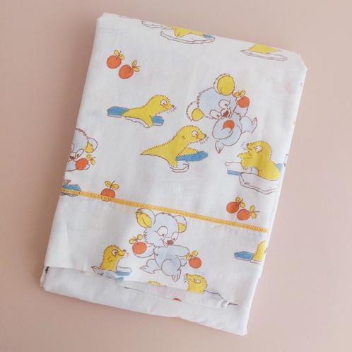 Schattig vintage ledikant laken en kussensloop voor peuter, Kinderen en Baby's, Kinderkamer | Beddengoed, Zo goed als nieuw, Dekbedovertrek