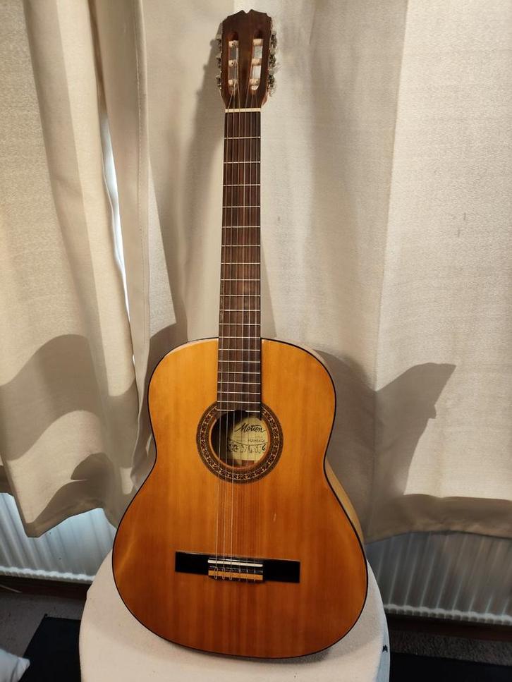 Klassieke flamenco gitaar  Motion WMF1005SM +luxe draagtas, Muziek en Instrumenten, Snaarinstrumenten | Gitaren | Akoestisch, Zo goed als nieuw
