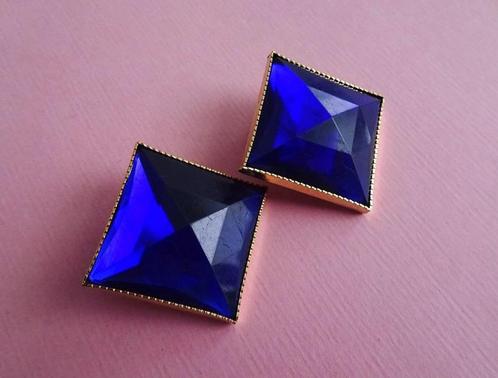 wg Vintage 70s 80s vierkant oorbellen clips goud klr blauw, Sieraden, Tassen en Uiterlijk, Antieke sieraden, Oorbellen, Overige materialen