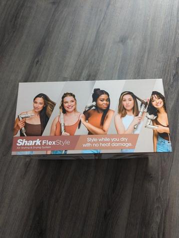 Shark Flexstyle 5 in 1  beschikbaar voor biedingen