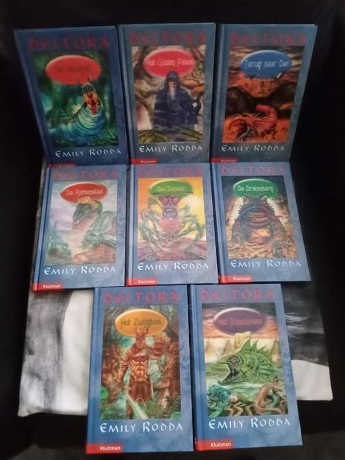 Deltora serie 1 compleet - 8 boeken - Emily Rodda, Boeken, Kinderboeken | Jeugd | 10 tot 12 jaar, Zo goed als nieuw, Ophalen of Verzenden