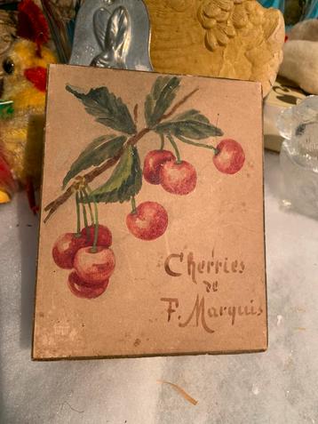 Super brocante doos frankrijk beschikbaar voor biedingen