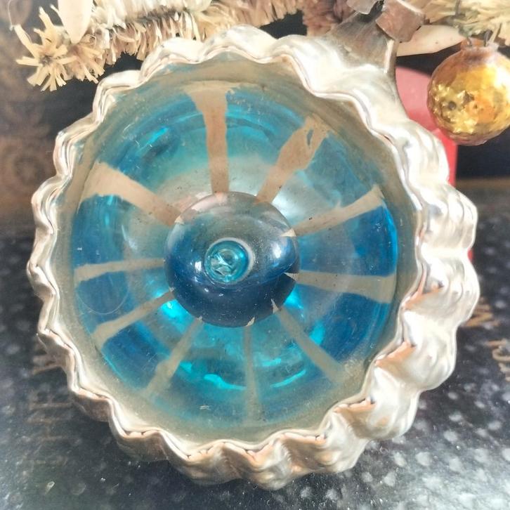 Antieke kerstbal., Sieraden, Tassen en Uiterlijk, Bedels, Zo goed als nieuw, Overige merken, Overige materialen, Ophalen of Verzenden