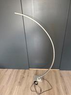 Moderne Gebogen Vloerlamp, Huis en Inrichting, Ophalen of Verzenden, Zo goed als nieuw, Metaal, 150 tot 200 cm