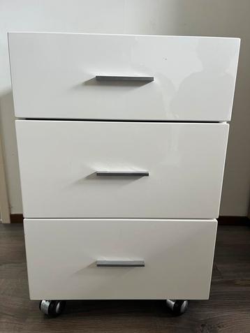 Hoogglans witte bureau ladekastje met 3 laden beschikbaar voor biedingen