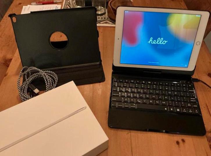 Keurig nette Ipad Air, 32 gb, Computers en Software, Apple iPads, Zo goed als nieuw, Apple iPad Air, Wi-Fi en Mobiel internet