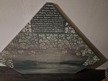 Hoekbureau met organiser  beschikbaar voor biedingen