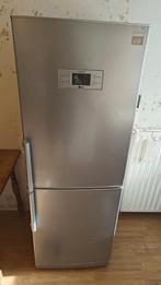 LG fridge koelkast 1 jaar oud, Witgoed en Apparatuur, Koelkasten en IJskasten, 200 liter of meer, Ophalen of Verzenden, Zo goed als nieuw
