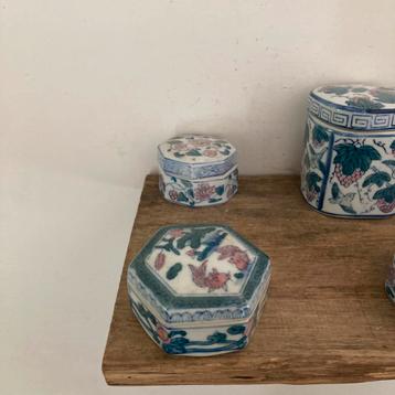 Vintage Chinese Porseleinen Bakjes - Set van 7 beschikbaar voor biedingen