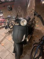 La souris scooter, Fietsen en Brommers, Snorfietsen en Snorscooters, Ophalen of Verzenden, Zo goed als nieuw, Benzine, Overige merken