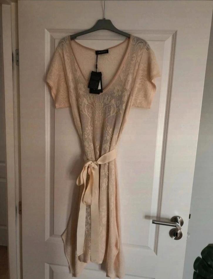 Jurk Twinset maat L, Kleding | Dames, Gelegenheidskleding, Nieuw, Cocktailjurk, Maat 42/44 (L), Beige, Ophalen of Verzenden