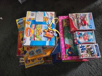 Puzzel en Spellen Collectie beschikbaar voor biedingen