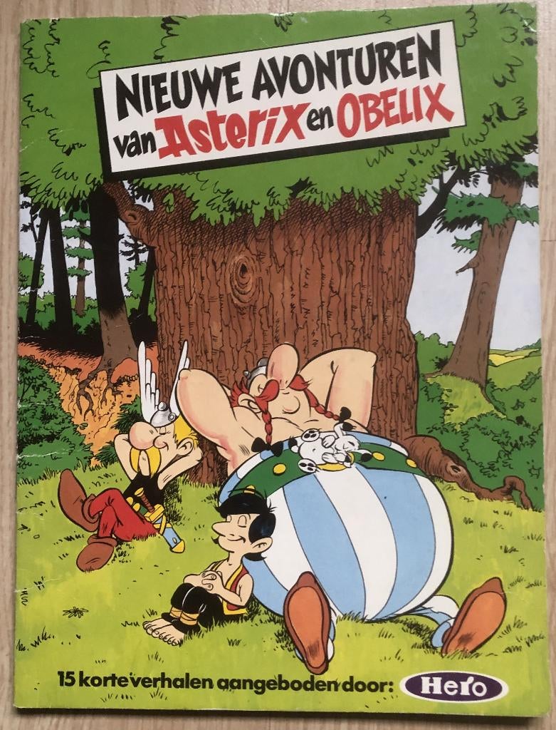 ASTERIX - NIEUWE AVONTUREN VAN ASTERIX EN OBELIX - HERO, Eén stripboek, Ophalen of Verzenden, Zo goed als nieuw, Goscinny & Uderzo