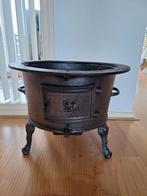 Oude Potkachel / Vuurduvel gietijzer, Huis en Inrichting, Kachels, Ophalen, Potkachel, Gebruikt, Vrijstaand