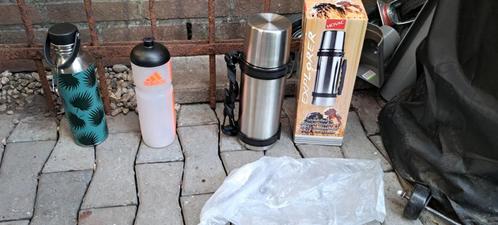 te koop 2 thermosflessen en 1 adidas drinkfles nieuw, Huis en Inrichting, Keuken | Keukenbenodigdheden, Nieuw, Ophalen of Verzenden