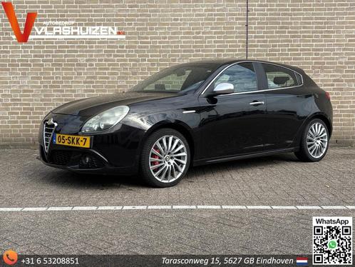Alfa Romeo Giulietta 1.6 JTDm Distinctive | Leder/Alcantara, Auto's, Alfa Romeo, Bedrijf, Te koop, Giulietta, ABS, Airbags, Airconditioning