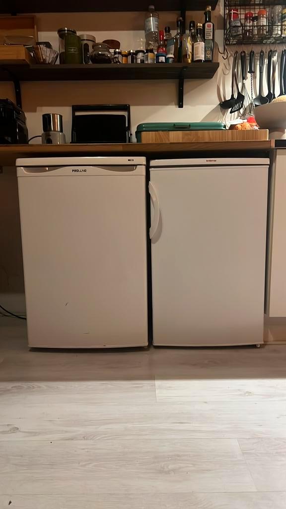 Tafelmodel koelkast + vriezer, Witgoed en Apparatuur, Koelkasten en IJskasten, Zo goed als nieuw, Met vriesvak, Ophalen