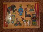 Oude houten leg puzzel - circus, Kinderen en Baby's, Speelgoed | Kinderpuzzels, Ophalen of Verzenden, 10 tot 50 stukjes, Zo goed als nieuw