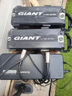 Giant accus en oplader, Ophalen of Verzenden, Gebruikt