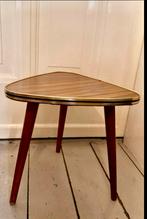 Vintage plantentafeltje, Huis en Inrichting, Tafels | Bijzettafels, Ophalen of Verzenden, Zo goed als nieuw, Rechthoekig, Minder dan 55 cm