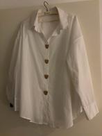 Witte blouse m aparte knopen 48/50, Ophalen of Verzenden, Zo goed als nieuw, Wit, Blouse of Tuniek