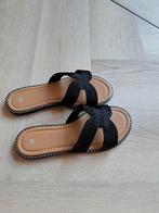DAMES SLIPPERS NIEUW MAAT 38 KLEUR ZWART, Ophalen of Verzenden, Nieuw, Zwart