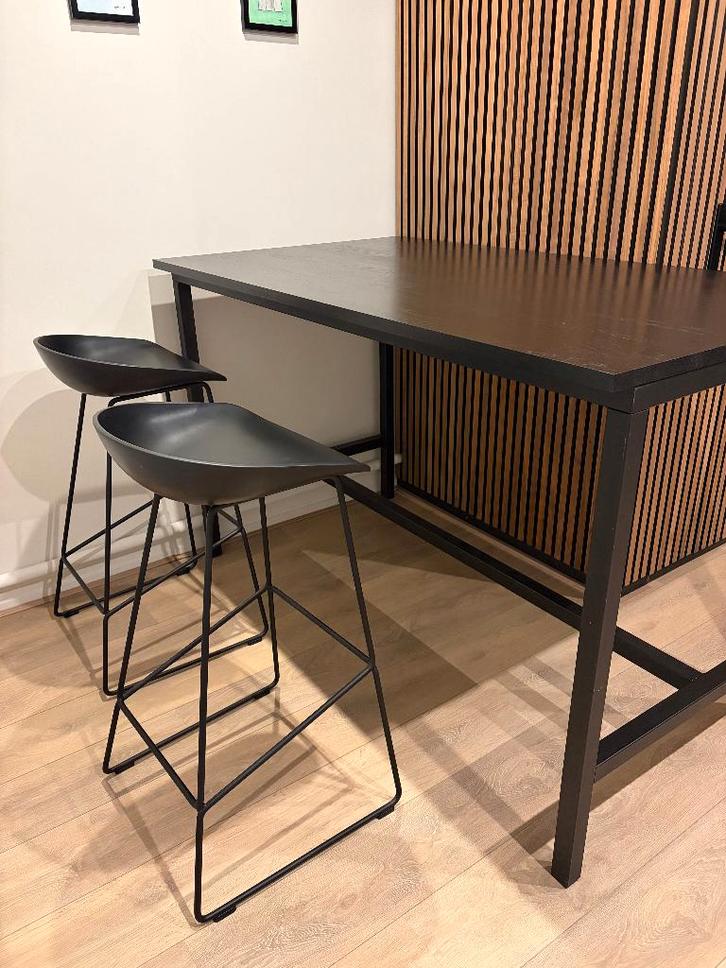 WOOOD hoge tafel, Huis en Inrichting, Barren, Zo goed als nieuw, Ophalen