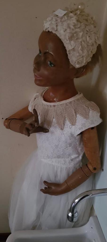 Vintage kinder etalagepop / brocante pop, Verzamelen, Poppen, Gebruikt, Pop, Ophalen