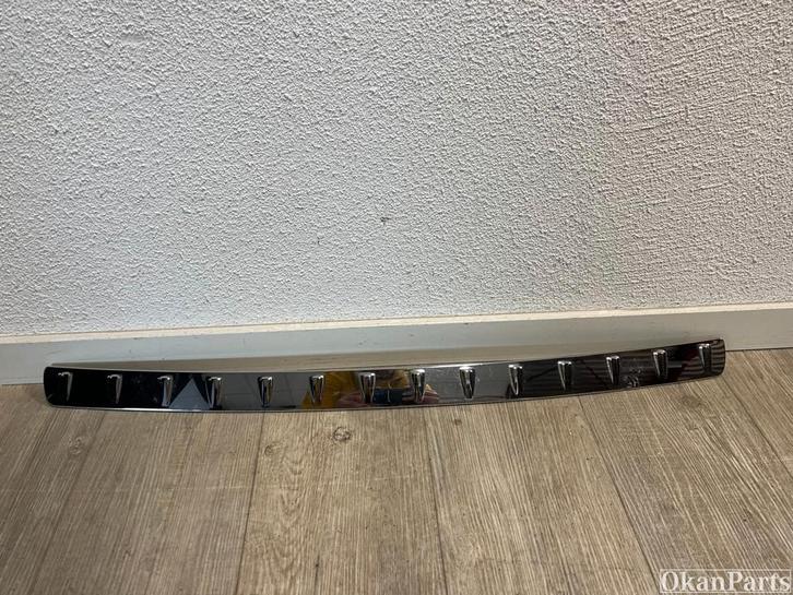 Mercedes B-klasse W246 Achterbumper Sierlijst A2468854500, Auto-onderdelen, Carrosserie en Plaatwerk, Mercedes-Benz, Achter, Gebruikt