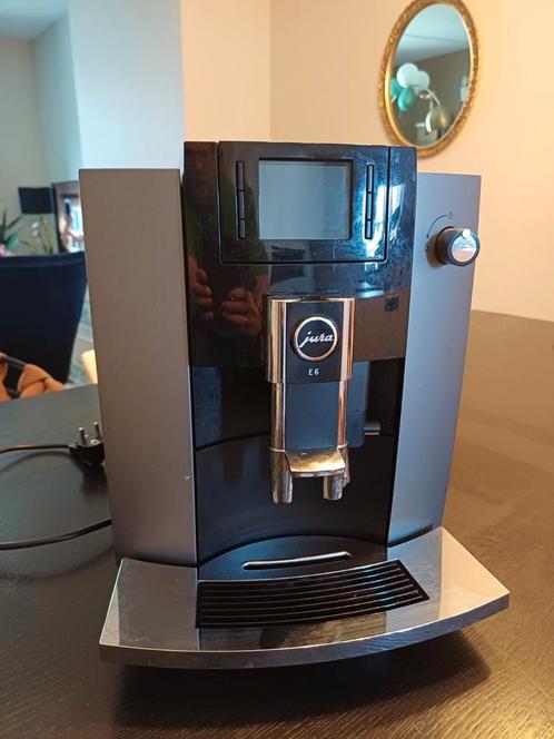 Jura E6 koffiemachine, Witgoed en Apparatuur, Koffiezetapparaten, Zo goed als nieuw, Koffiemachine, Ophalen