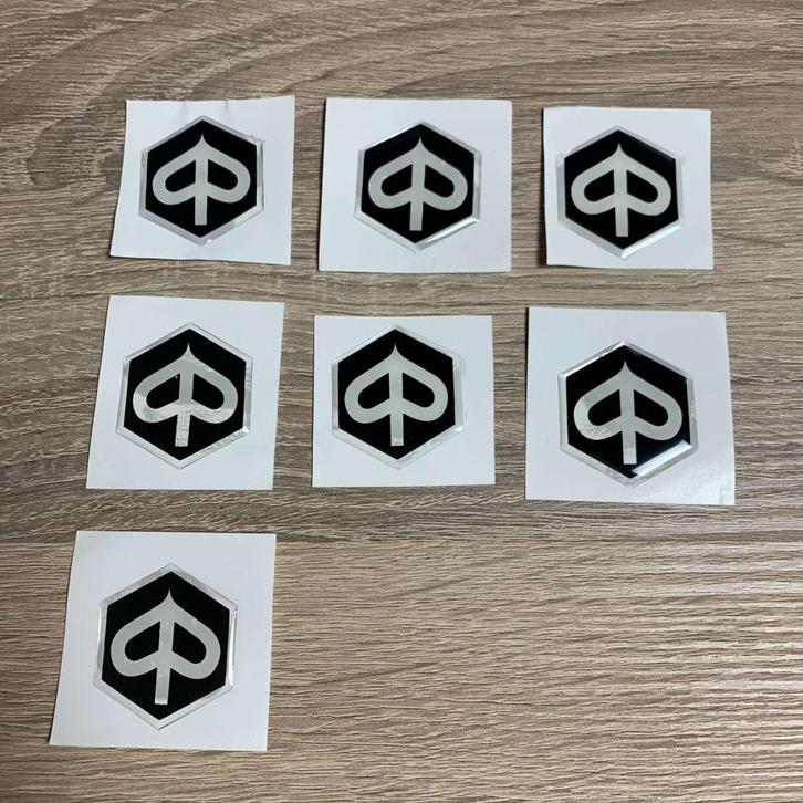 UITVERKOOP! Emblemen Piaggio Zip (Stickers), Fietsen en Brommers, Brommeronderdelen | Scooters, Nieuw, Ophalen of Verzenden