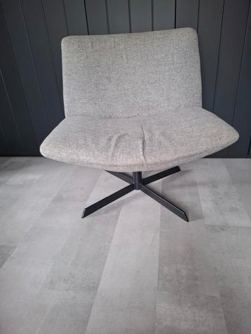 Mooie draai fauteuil