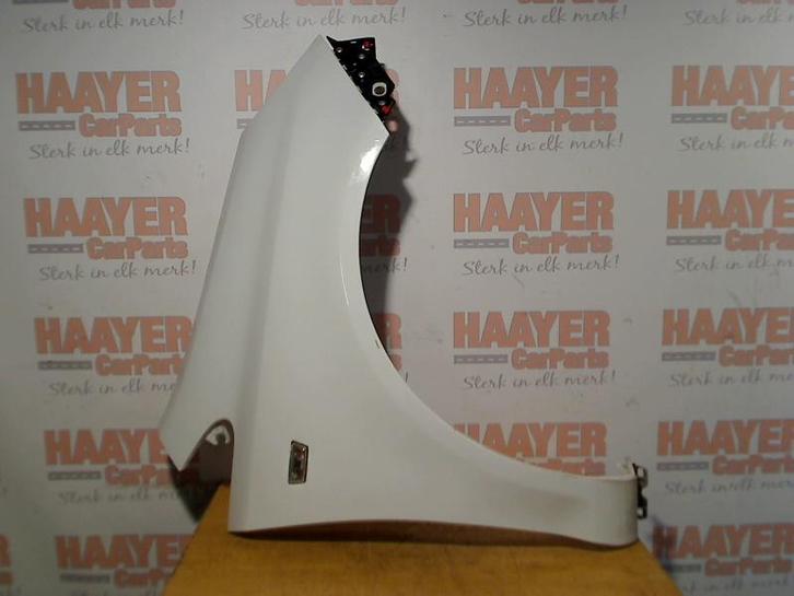 Spatbord Rechts Voor Opel Corsa D (2006-07/2014-08), Auto-onderdelen, Carrosserie en Plaatwerk, Opel, Gebruikt