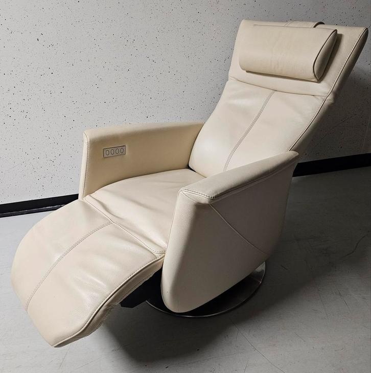 Prominent Luxe Sta-op Stoel Crème Wit - Gratis Bezorging!, Huis en Inrichting, Fauteuils, Zo goed als nieuw, Leer, Metaal, 50 tot 75 cm