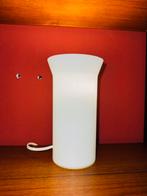 Vintage lampje van opaline glas, Antiek en Kunst, Antiek | Lampen, Ophalen