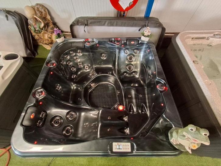 💦NIEUWSTE model jacuzzi balboa💦 Volledig Amerikaanse spa, Tuin en Terras, Bubbelbaden en Hottubs, Gebruikt, Filter, Ophalen of Verzenden