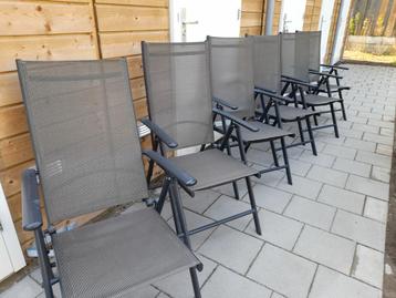 6 Tuinstoelen  beschikbaar voor biedingen