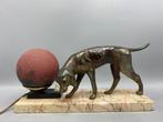 Art Deco tafellamp met hond en glazen bol jacht hond, Antiek en Kunst, Antiek | Lampen, Ophalen of Verzenden