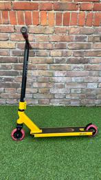 Stunt step - slamm scooters - geel / roze, Ophalen of Verzenden, Gebruikt, Gewone step, Slamm scooter