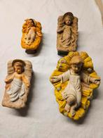 4 maal gipsen kindeke Jezus voor in een kersstal, Diversen, Kerst, Ophalen of Verzenden