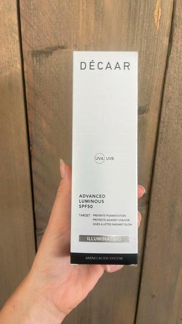 Advanced Luminous SPF50 beschikbaar voor biedingen