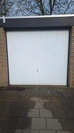 Elektrische garage kanteldeur met 2 afstandsbedieningen, Doe-het-zelf en Verbouw, Deuren en Horren, Ophalen, Gebruikt, Garagedeur