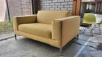 Design on Stock Aikon | Loveseat | Geel wol, Huis en Inrichting, Minder dan 150 cm, Rechte bank, Gebruikt, Stof