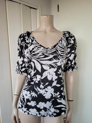 Kookai shirt off shoulder maat  M beschikbaar voor biedingen